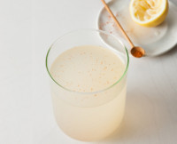 Simplest Health Tip Ever: Use Lemon Essential Oil In Your Water